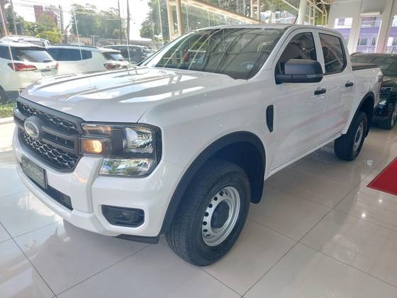 FORD RANGER 2.0 TURBO DIESEL CD XL 4X4 MANUAL FORD RANGER 2.0 TURBO DIESEL CD XL 4X4 MANUAL